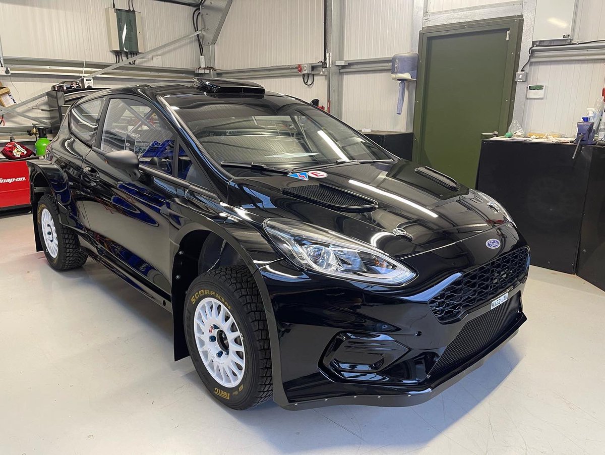Back to Black… introducing my new Rally2 Fiesta 😍 Couldn’t be happier, huge thank you to <a href="/MSportLtd/">M-Sport</a> I can’t wait to get out in it. First up - <a href="/WoodpeckerRally/">Woodpecker Rally</a> in 2 weeks time 💪