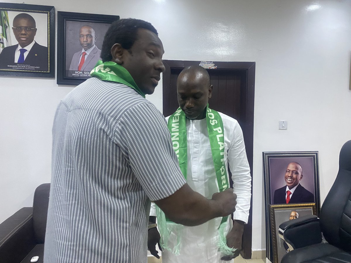 TundeMUSHIN's tweet photo. I and other members of #ELP paid a courtesy visit to the newly appointed Special Adviser on Transportation to Governor @jidesanwoolu of @followlasg

More details later!

#ELP #LASG #Transportation #LASTMA #THEMES https://t.co/FGQBATd5fh