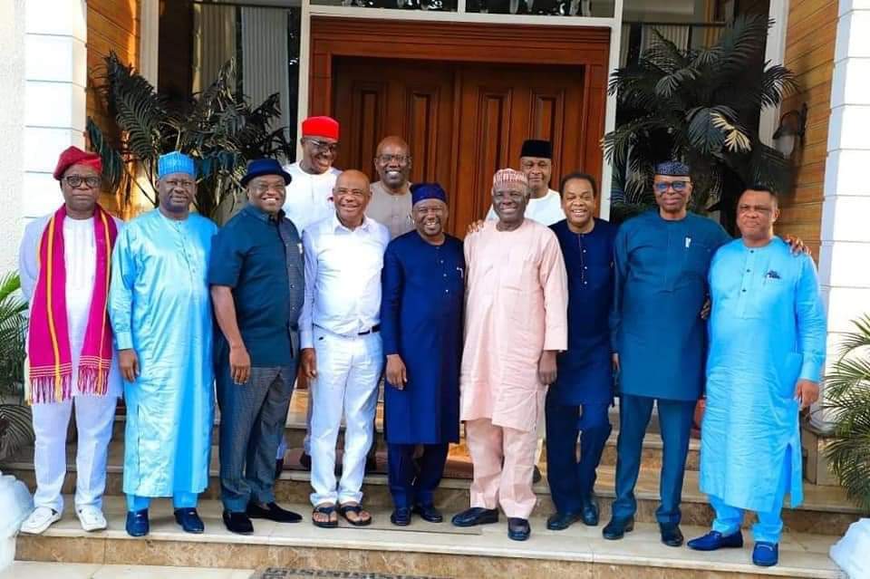 Bulama8976's tweet photo. PDP UNITED❤🤍💚

Today H.E Wike camp led by Prof. Jerry Gana and Atiku and H.E @atiku Abubakar 's team led by Adamawa state Gov. Ahmadu Umaru Fintiri met in Rivers state for reconciliation. https://t.co/4DnDIWCBzc