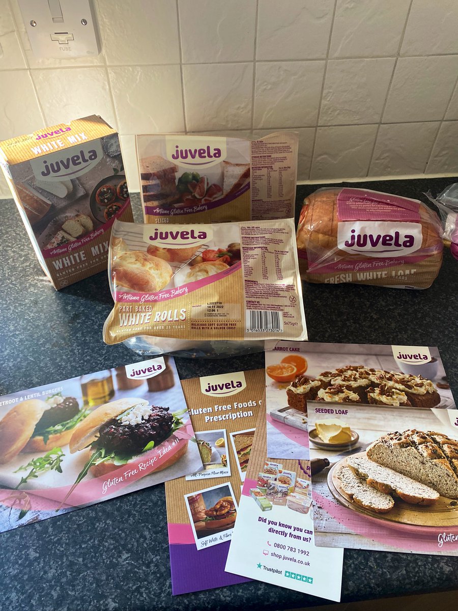 sar_alice's tweet photo. @JuvelaGF sent a completely free starter pack full of gluten free goodness! Looking forward to trying some recipes! #coeliac #glutenfree #Juvela https://t.co/xNfGRxqMJC