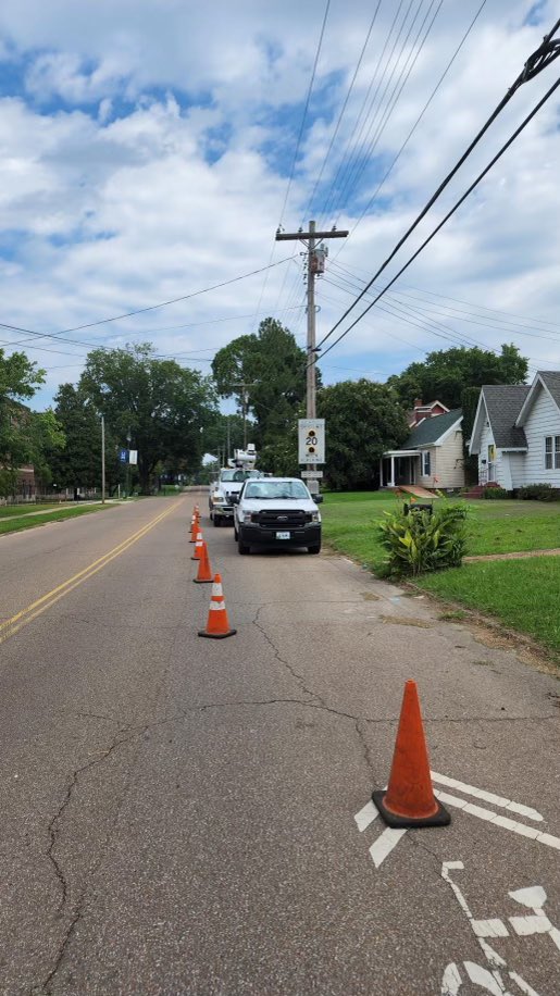 JBridgemanJMCSS's tweet photo. 1 up 1 to go!! A HUGE THANKS! to County EMA Deputy Director-Jason Moore. He has really gone above and beyond the call of duty helping to get temporary school zone signs at MADISON ACADEMIC. 👏👏👏👏 #MadisonCo❤️ https://t.co/pKPNqytPCK