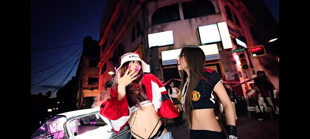 AhShine11's tweet photo. #pinkvenon https://t.co/4m4Rwr7Kno