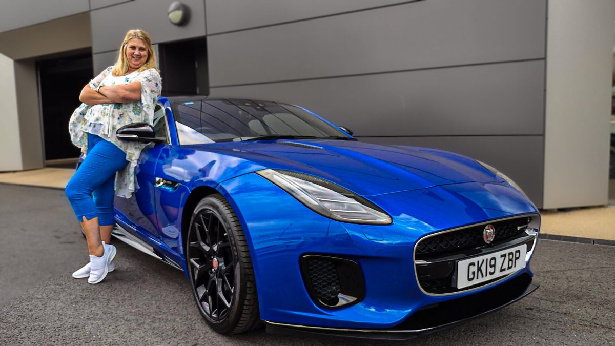 KentJaguar's tweet photo. Congratulations to Mrs Veryard on collecting her 3.0 litre Supercharged F-Type today. Finished in SV Bespoke Velocity Blue, it's a real head-turner! 

#BarrettsKent #BarrettsJaguar #JaguarFType #RDynamic #Supercharged https://t.co/uGDwj3QsR9
