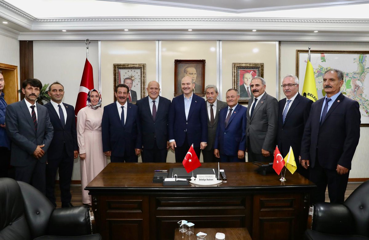 TC_icisleri's tweet photo. Bakanımız Sn. @suleymansoylu, Bayburt Belediyesi'ni ziyaret etti https://t.co/iGwOWuZWfg