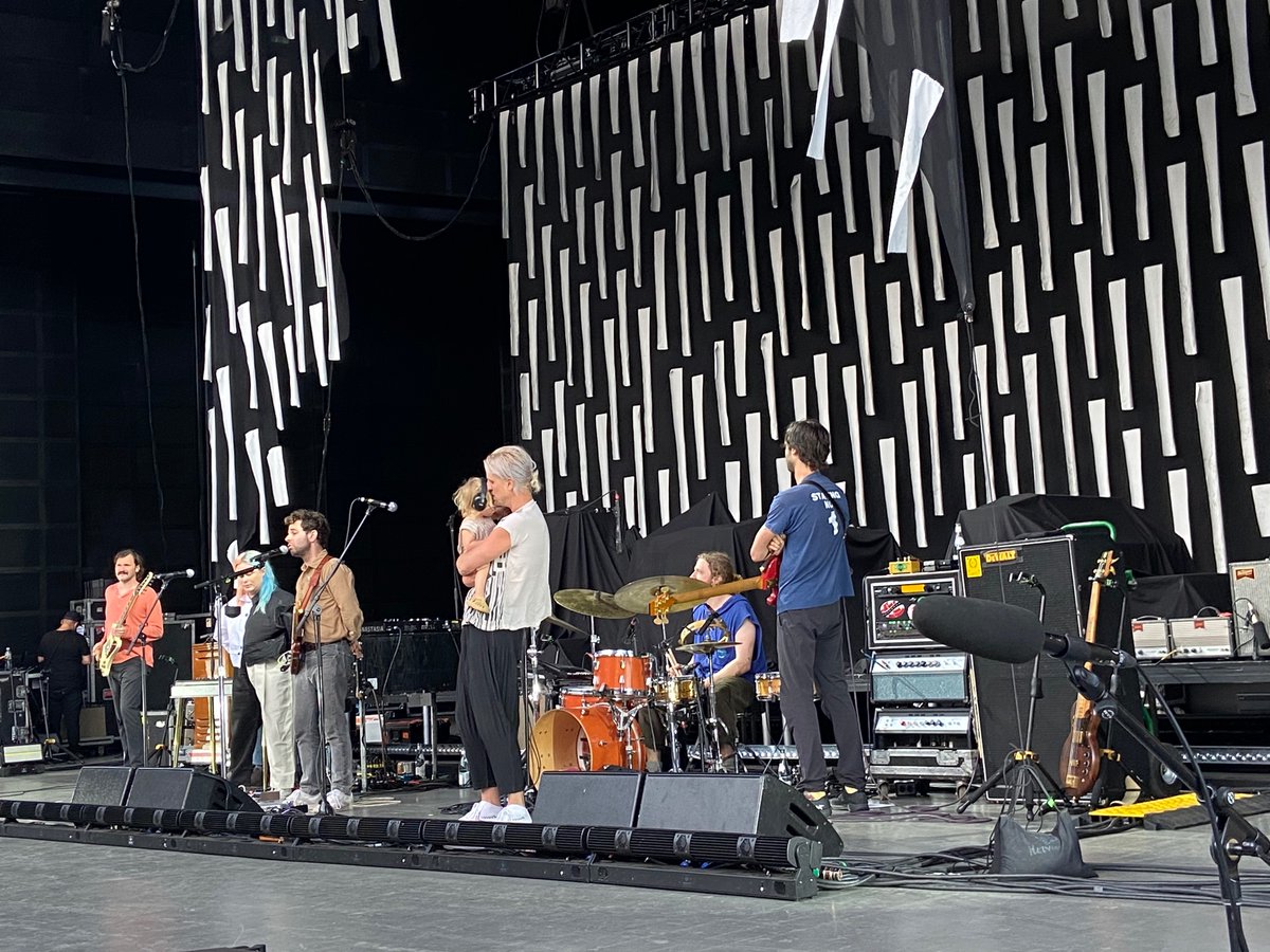 Michelle Crump tweet media