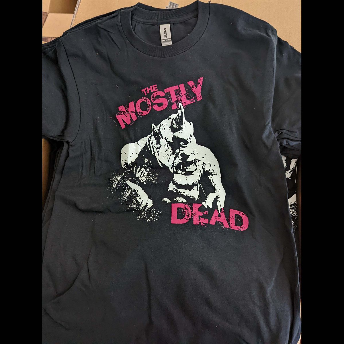 themostlydead's tweet photo. Our next show is tomorrow! We'll be selling this brand new t-shirt at the show!

#riotsquadmedia #camppunksylvania #westyorkinn #york #punk #punkrock #papunk #pahardcore #pahc #oldeyorkhardcore #dcpunk #dchardcore #dchc #oldetigers #coffeewithlions #themostlydead #utterdisregard https://t.co/LWZpmL4Fx1