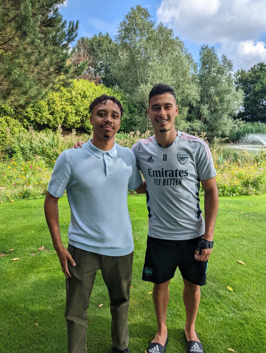 chrisreidy1's tweet photo. This man has started the season on 🔥. Sat down with @gabimartinelli to talk through some Arsenal forwards before his time with 100+ goals for the club (he's on 20 currently). Catch it tomorrow on @SkySportsNews Soccer Saturday pre-match from 10am. https://t.co/wBs3756Fgb