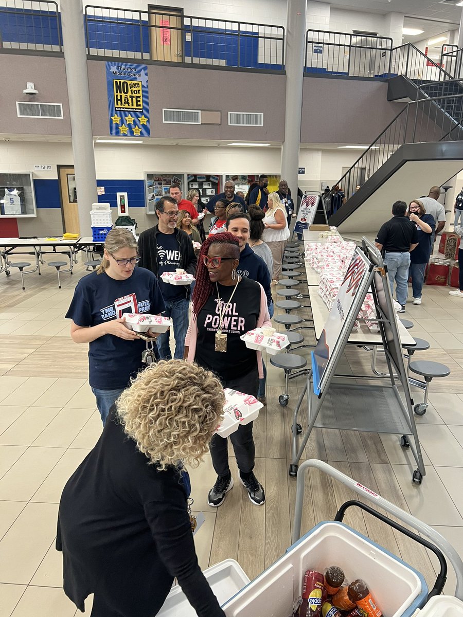 I love all my Staff <a href="/ThorntonCFISD/">Thornton MS</a> 
Leave no one behind! Love all!!!
WE ARE ONE ☝️ #SchoolPride <a href="/CyFairISD/">Cypress-Fairbanks ISD</a> @SuptMarkHenry <a href="/11greenwave/">Roy Garcia</a> <a href="/currgirl/">Linda Macias</a> 
Making Thornton Middle School Matter!