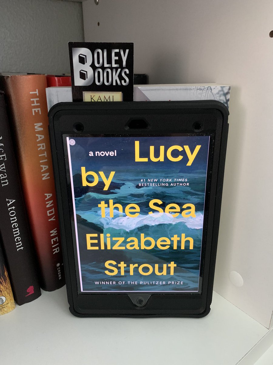 Tackle the TBR 🤓📚 #boleybooks #lucybythesea #elizabethstrout #bookbeast #bookjoy #netgalley #bookbuds
What are you reading? 😊
