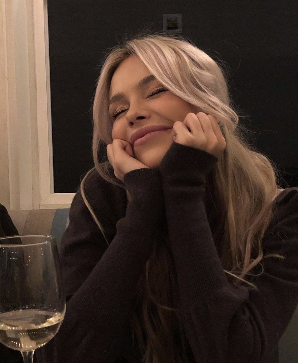 doowopdaisyy's tweet photo. #LEGIONFEED first 100 tweets down, a million more times go. this is dedicated specifically to y/n, i love u baby. https://t.co/53hJSCjd25