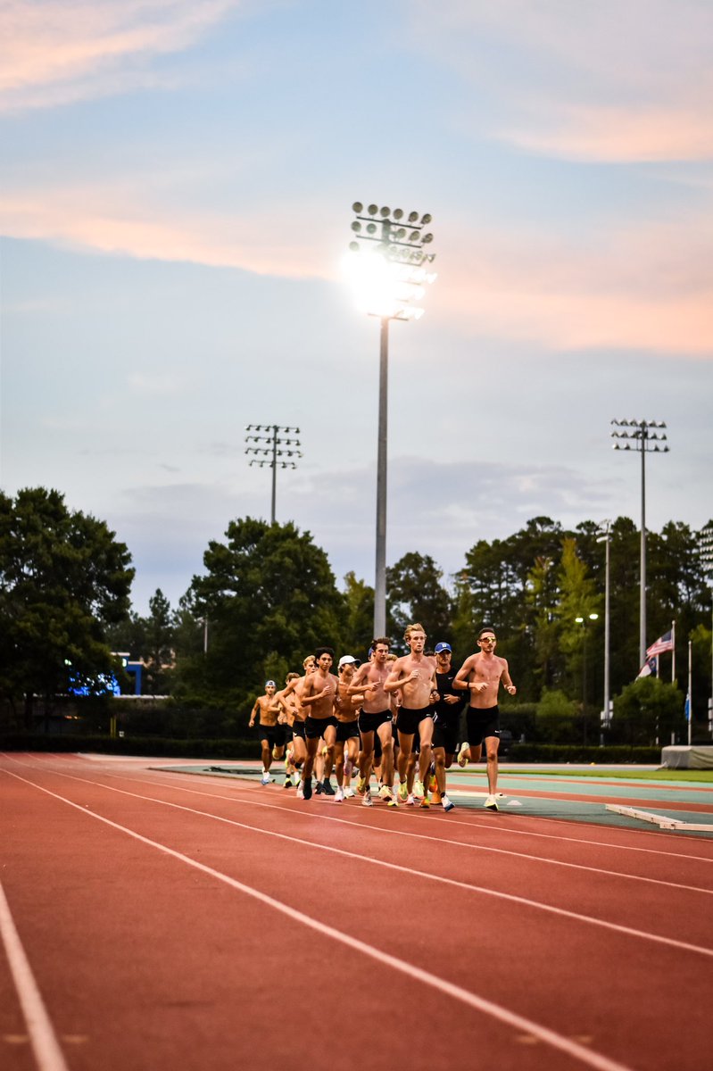 DukeTFXC's tweet photo. First practice under the lights 🤩 https://t.co/b6EJmeCZ8H