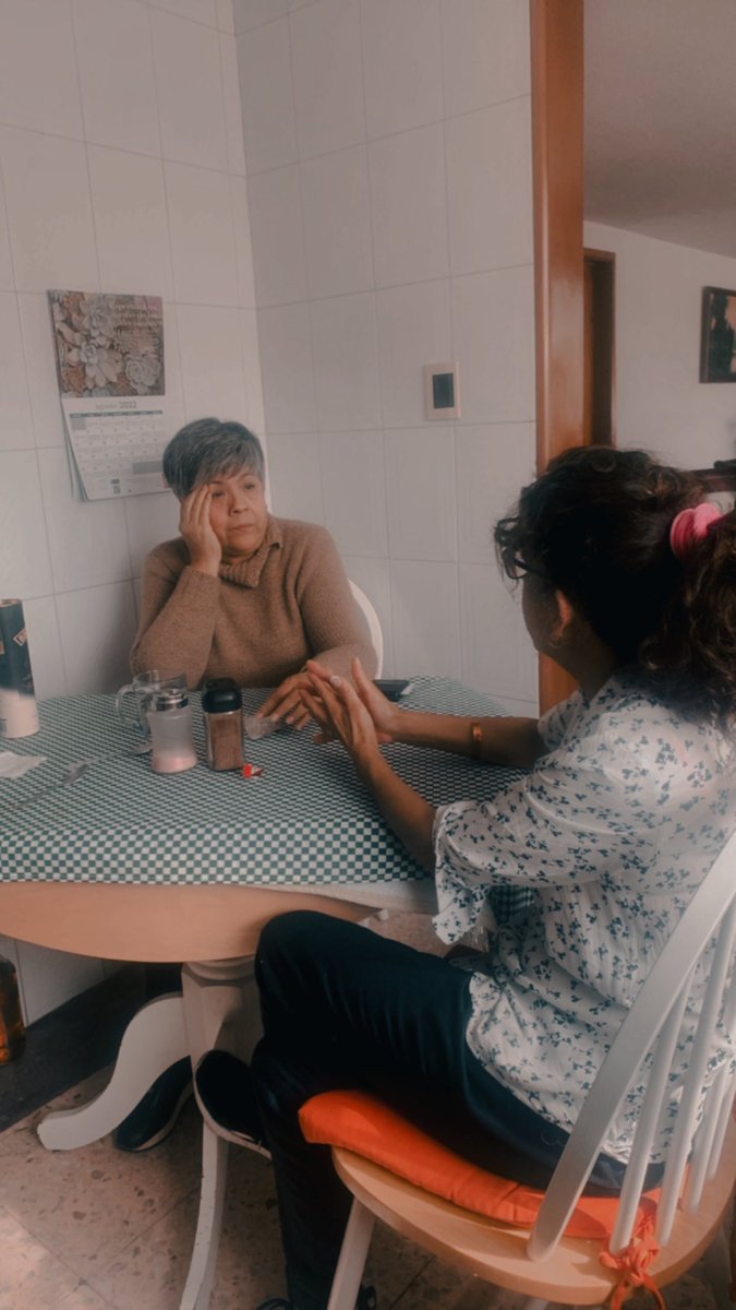 danielaluvil's tweet photo. Tata y mamá están juntas ♥️ https://t.co/riGisVN8tF