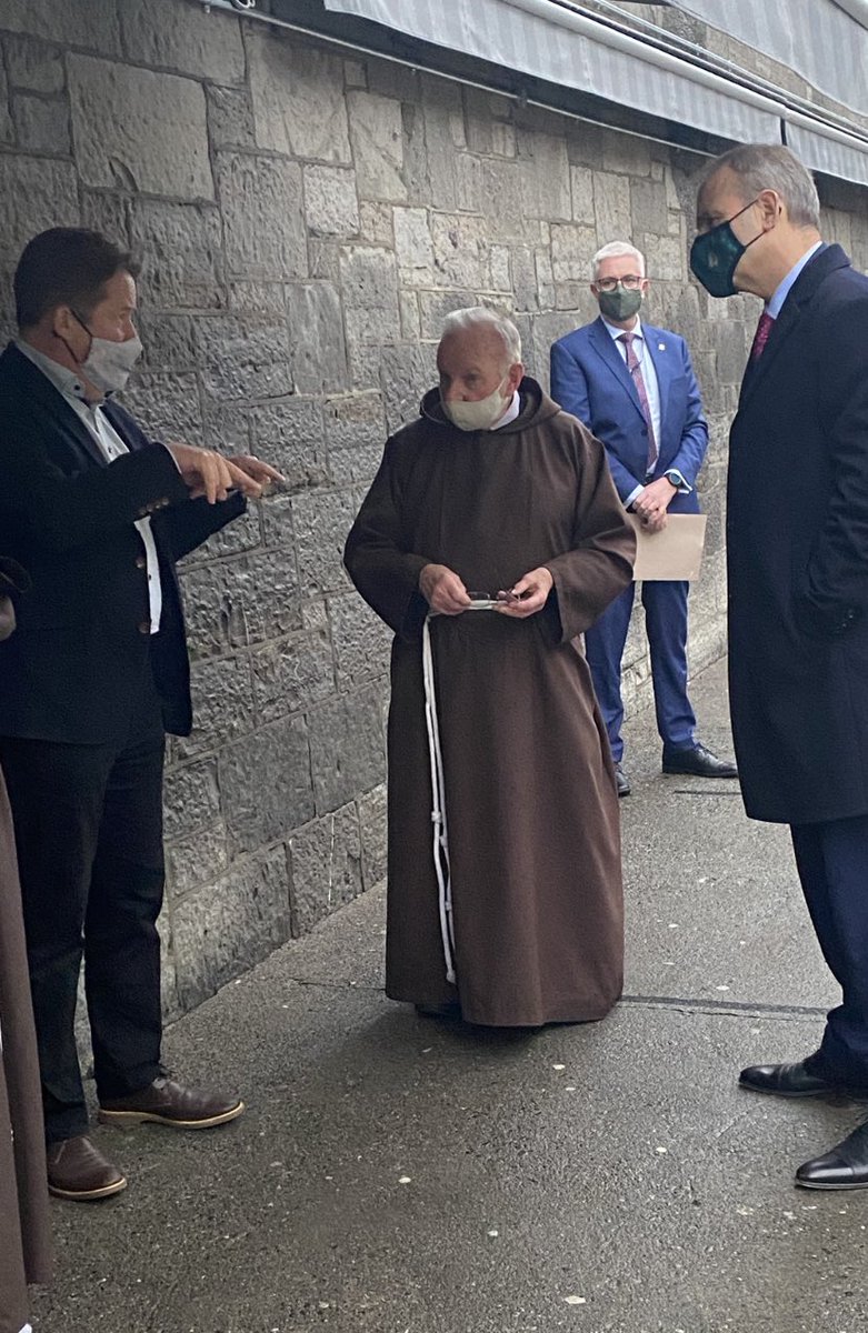 DarraghOBrienTD's tweet photo. Go raibh maith agat agus ádh mór Brother Kevin. 

Br Kevin retires today after more than 50 years of tireless service to people in need. Br Kevin throughout his life extended a hand of comfort &amp; friendship to those he met &amp; we are very grateful to him. https://t.co/FXv43au0Wp