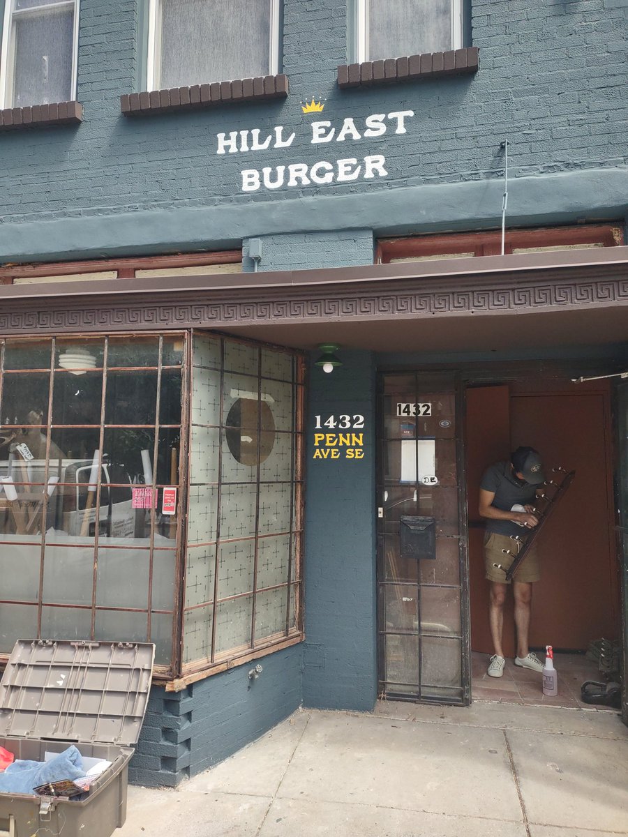 DesignsandSigns's tweet image. Painted lettering at a new burger joint in southeast DC. We make big murals and small morals too. #mural #washingtondc #restaurants #painting #lettering #signage #handmade designsandsignsonline.com/category/paint…