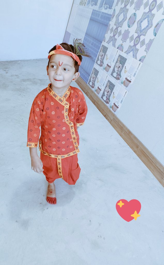 krishivrai's tweet photo. Radhe Radhe https://t.co/sMiW1PhOai
