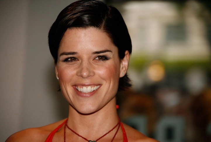 HorrorQueenNeve's tweet photo. Neve Campbell 🧡🧡 https://t.co/lofz5j56ar