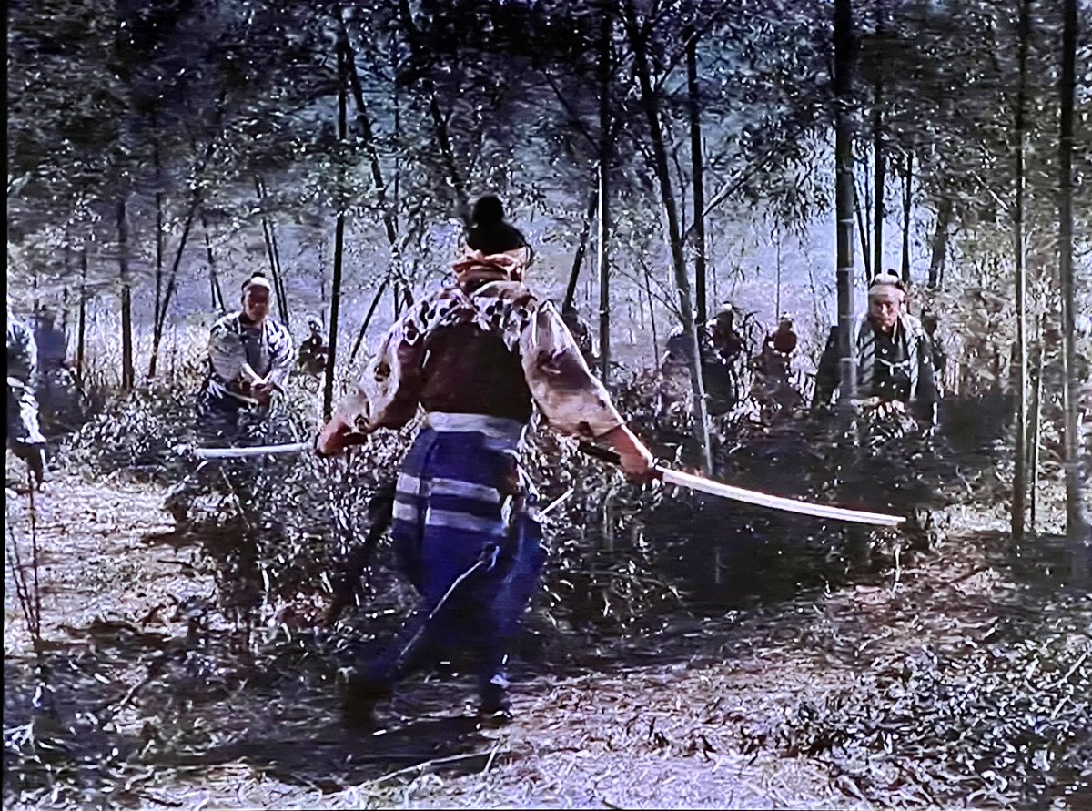 holyspacemonkey's tweet photo. All of the action sequences in “Samurai II: Duel at Ichijoji Temple” (1955) are riveting and exquisite. I love to watch them in slow-mo! #ToshirôMifune #TCMParty #SummerUnderTheStars #SamuraiTrilogy https://t.co/cIYYTwfU1Y