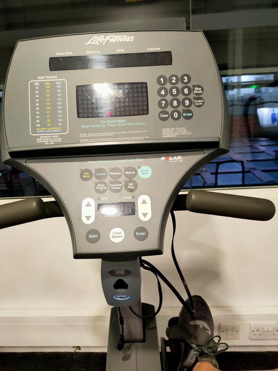 MothBackup's tweet image. Can't reply rn, until 20:00(1 hour)