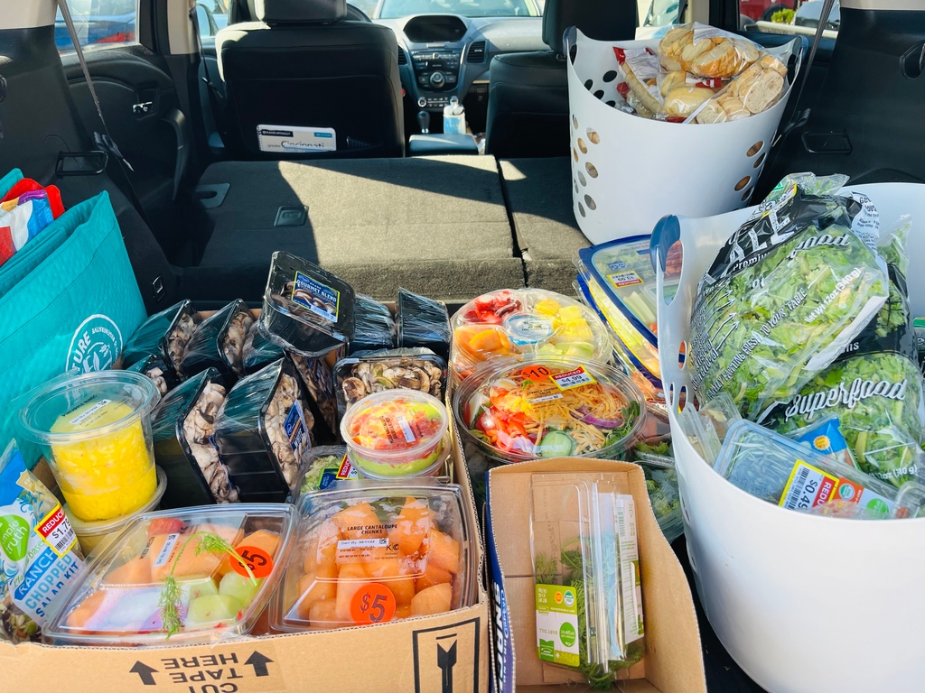Our friends at <a href="/lasoupecincy/">La Soupe</a> rescued all of this nutritious food from their local <a href="/kroger/">Kroger</a> and transformed it into delicious meals for their clients!