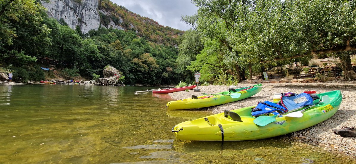 Justin on eurostar on Twitter "Slow travel Kayaking down the Aveyron