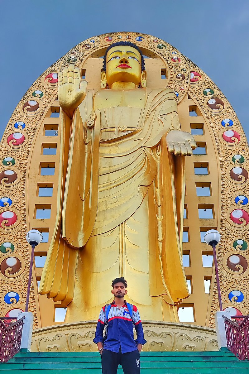 Bantikumar44's tweet photo. बौद्ध धर्म और बुद्ध के विचारों से
मैं बहुत प्रभावित ��ुआ क्योंकि
इन्होंने धर्म को सरल और समझने
योग्य बनाया है. 🙏❤ https://t.co/pV5S1YNvqK