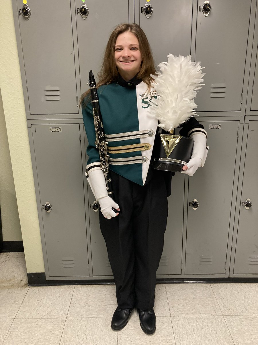 So use to seeing Caitlin in <a href="/Fox_Bands/">Fox HS Bands</a>  Red &amp; White!  ❤️🤍
GO MINERS 💚💛⛏