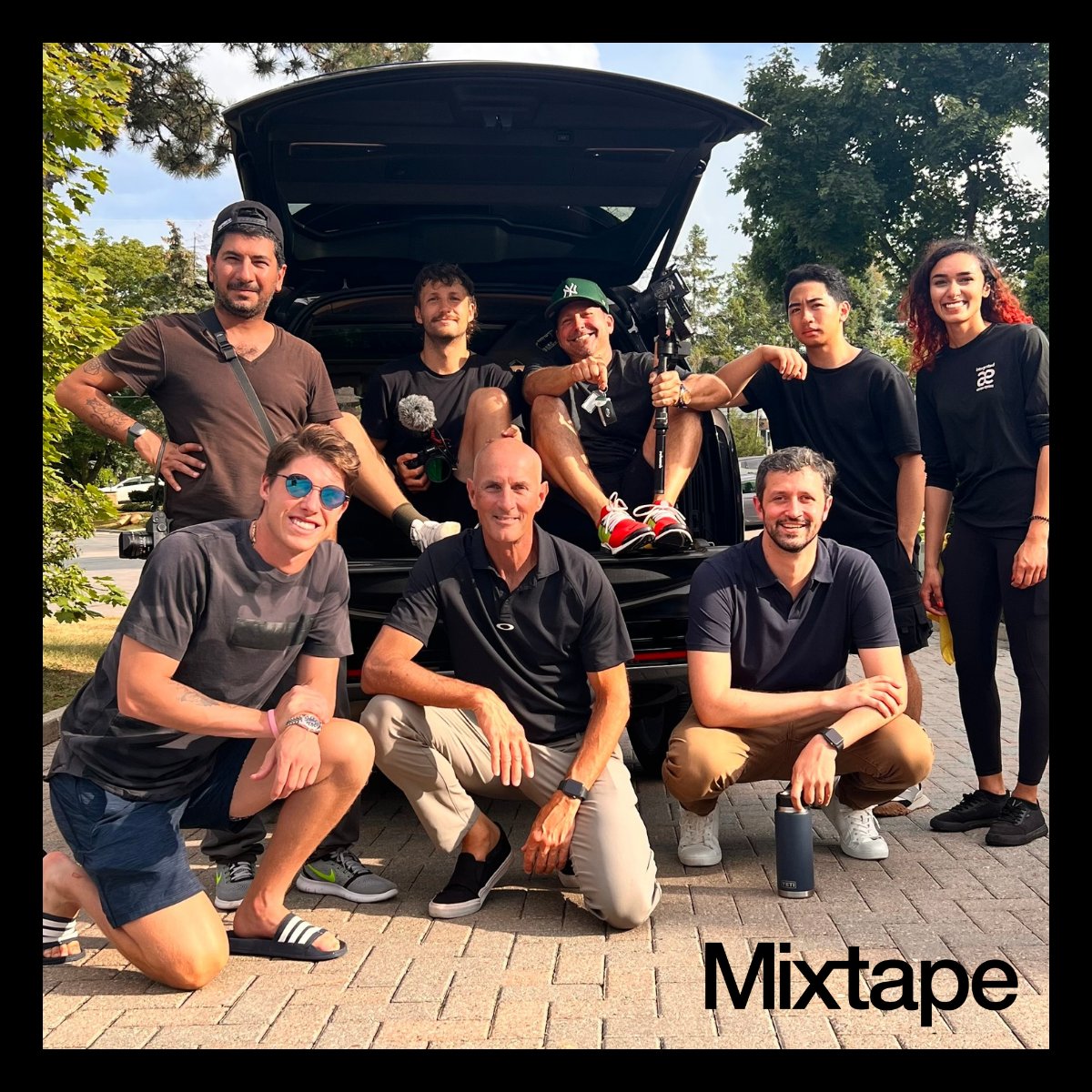 The post-game photo after another great shoot with our teammates <a href="/LandRoverCA/">Land Rover Canada</a> and <a href="/Marner93/">Mitchell Marner</a>