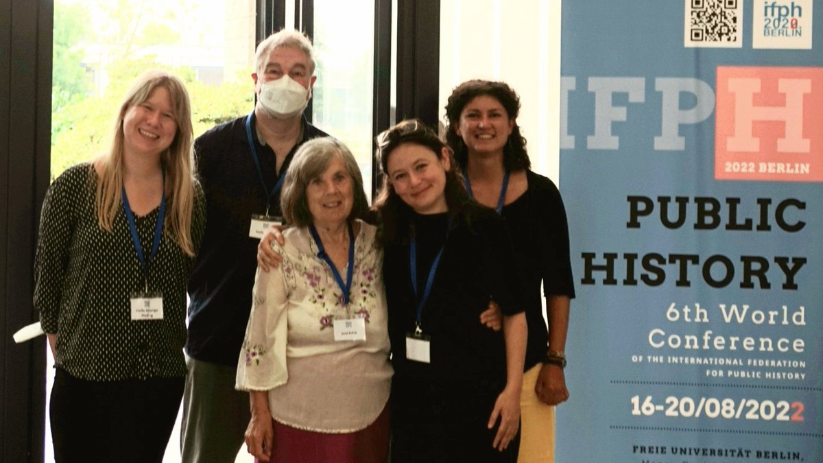 HolleMeding's tweet photo. Presenting our research project at the #ifph2022 . So exciting! 
@_GUMELAB  @hannam801 https://t.co/azlUnT6IZ0