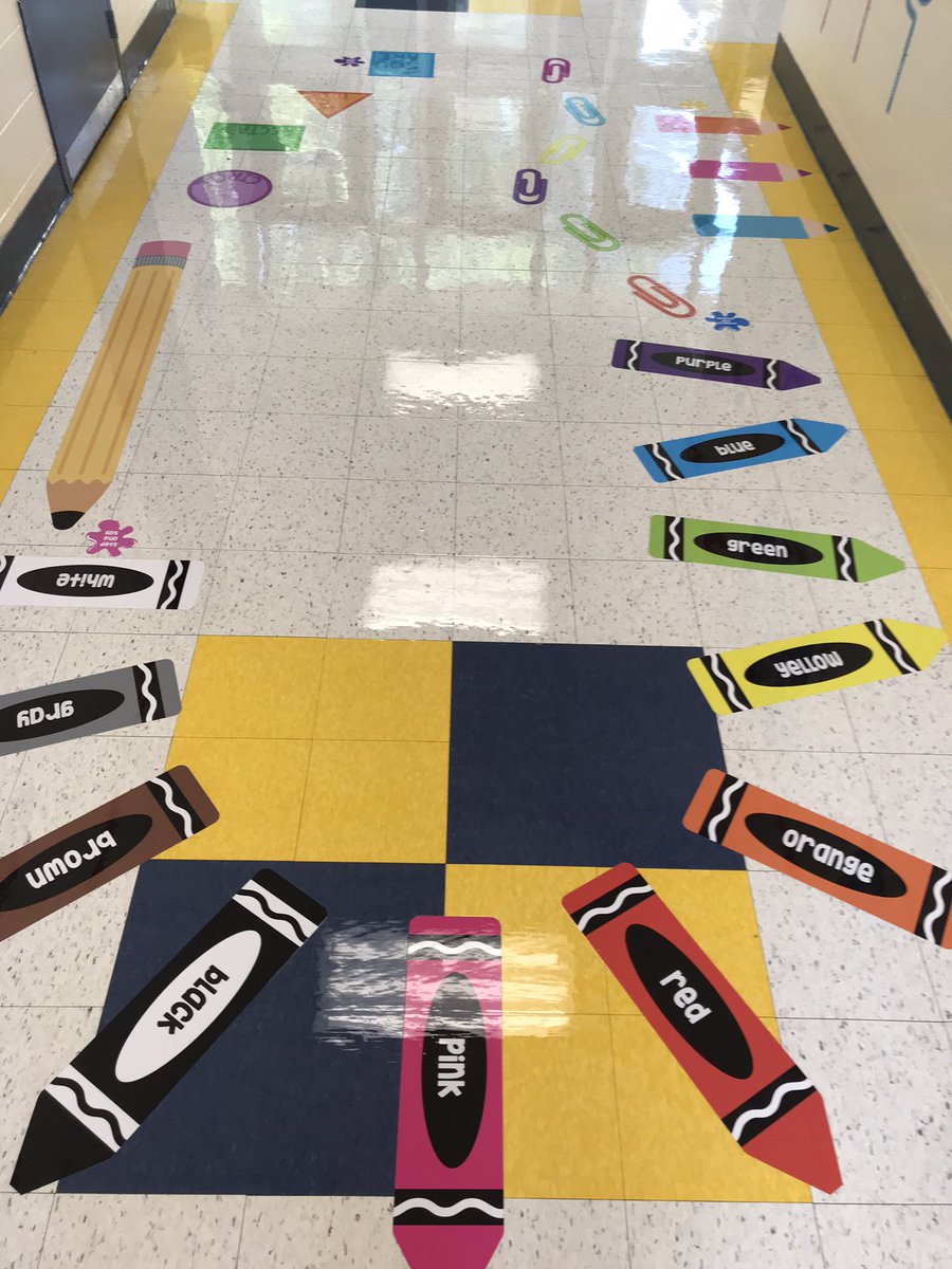 PrincipalMESEPS's tweet photo. Meadowbrook SEL sensory paths ready and waiting. Can’t wait for the kiddos to hop, skip, and jump! @EatontownSuper https://t.co/VwOW1I7ICv
