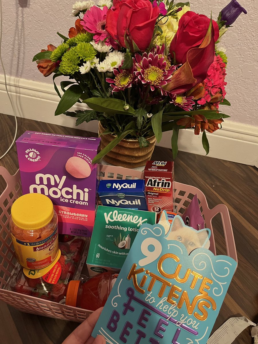 isabellaa72_'s tweet photo. i’m crying. my bf is truly the sweetest 😢<3 https://t.co/gOjv4cQzO6