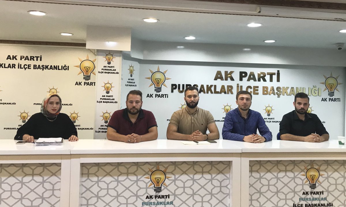 PursaklarAkgenc's tweet photo. Haftalık olağan İlçe Yönetim Kurulu toplantımızı Gençlik Kolları Başkanımız Sn. @tolga_yildiiz başkanlığında,İlçe Koordinatörümüz Sn.@resulekrem06 ‘ün katılımlarıyla gerçekleştirdik. gerçekleştirdik.
@eyupkadirinan 
@efedemirhann 
@ServetTurkayik https://t.co/2K5ZKRaJ2f