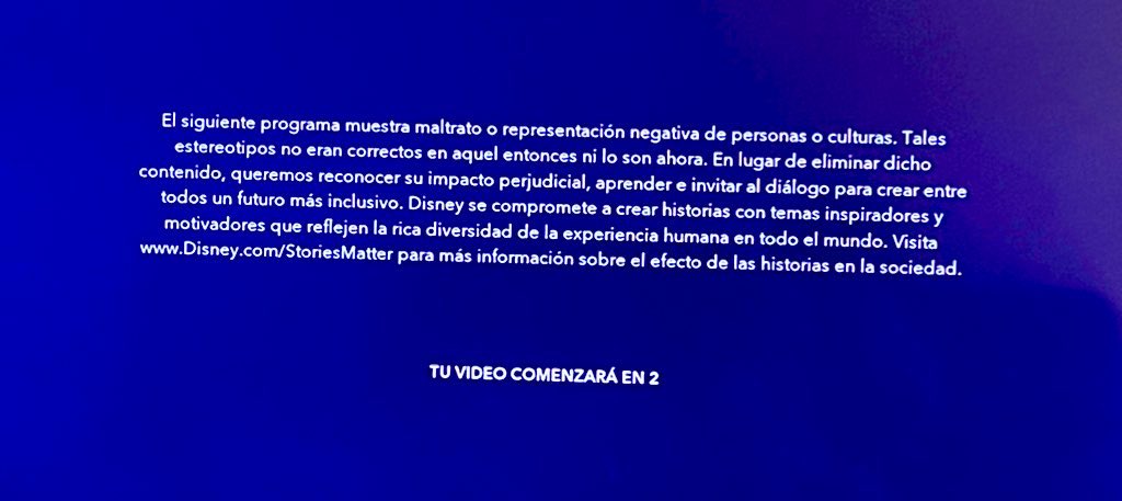 Haissenb's tweet photo. No sé si yo soy muy antiparabólica, pero que fastidio que ahora por todo deben haber explicaciones y disculpas ante las susceptibilidades…. Por eso es que existe la generación de cristal… este texto aparece antes del inicio de la película EL LIBRO DE LA SELVA #DISNEY+ https://t.co/iY6NEjEKsm