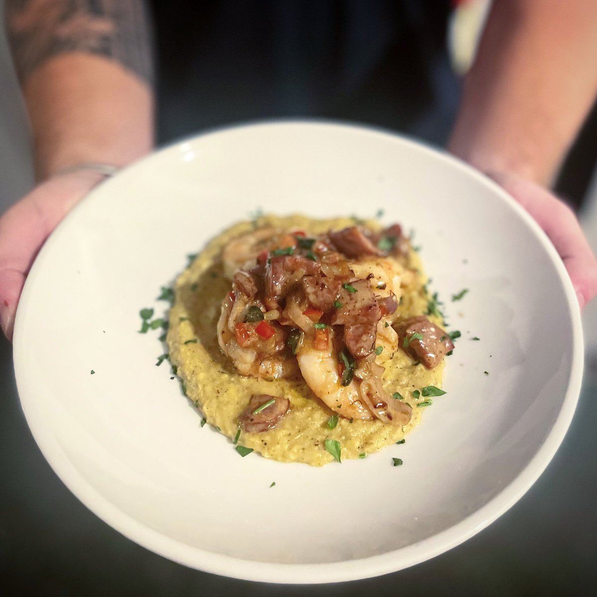 Tonight’s Small Plate Special! 🦐

SHRIMP + SAUSAGE $15
NC Shrimp • Andouille Sausage • Red + Jalapeño Pepper • Onion • Roasted NC Corn Purée