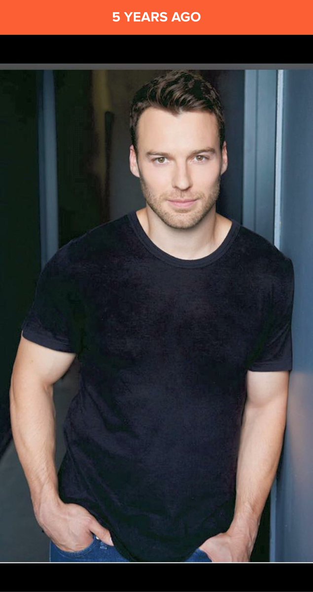 PetermooneyFans's tweet photo. A massive Happy Birthday to @Peter_Mooney_ hope your having a good day lots of love xxxx https://t.co/BOz6GWlF8e