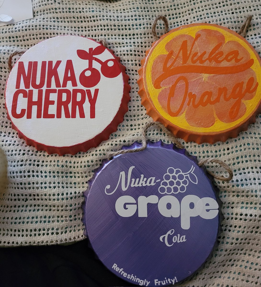 OneOfAKindMind2's tweet photo. Fallout Bottle Caps I made π I'm very happy about it lol had to share π
#happy #happydance #fallout #nukacola #nukaworld #falloutbottlecaps #falloutgame #nukacolacherry #nukacolaorange #nukacolagrape #moretocomesoon #superhappy #shoponline #oneofakindminds https://t.co/5AyMdGBLdW
