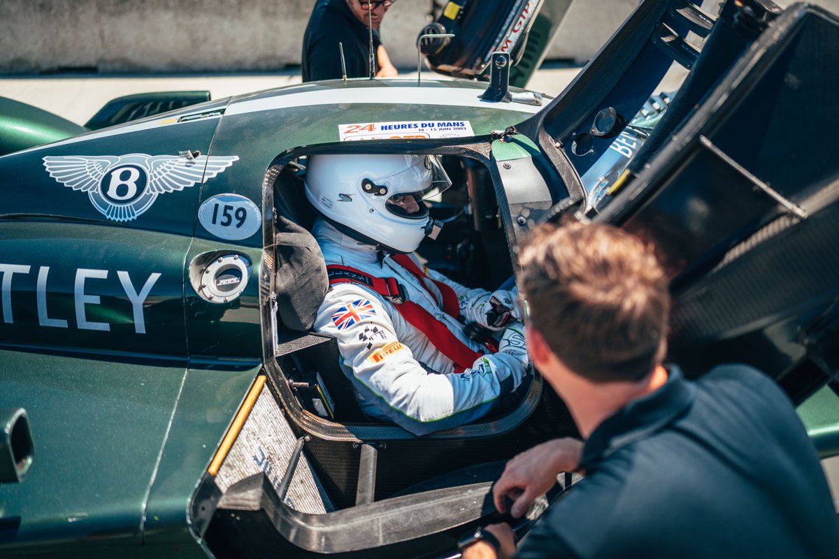 Mike_Sayer's tweet photo. Yesterday was one of the best days of my career. Because this happened at Laguna Seca. I drove like a donkey, but after four laps both car and I arrived back at the pits in the same shape as when we left. Iโll take that as a win. #Bentley #Speed8 #BentleyMCW22 https://t.co/MLBkmicV0P