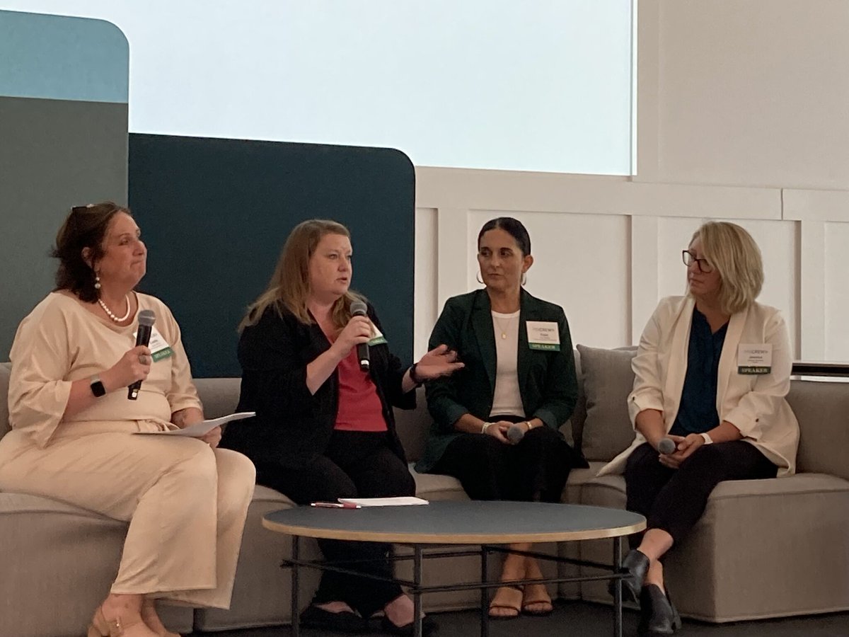 krausanderson's tweet photo. Thank you Rachael for providing your thoughts and expertise on Healthcare Real Estate trends! #MNCrew #WomenInLeadership https://t.co/G3nOHw4NcL