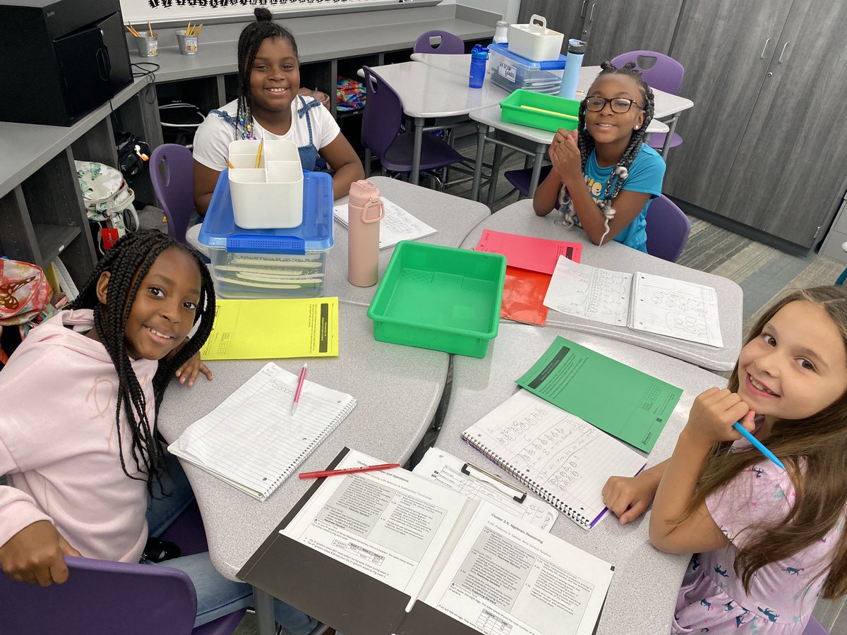 This week we put a focus on building Loyalty through teamwork in a safe space!
Learning together #LikeaFox is always better! 
<a href="/FoxKISD/">Fox Elementary</a> <a href="/KleinISD/">Klein ISD</a>