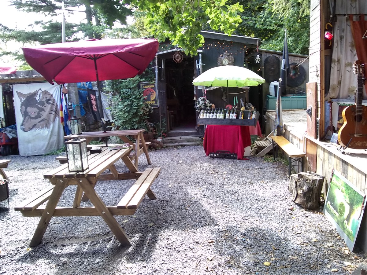 Vollsanger's tweet photo. Day one of the Summer Fest 
Crimson Moon Tavern at Rhydlewis SA44 5QY https://t.co/Yasnn5nsN9