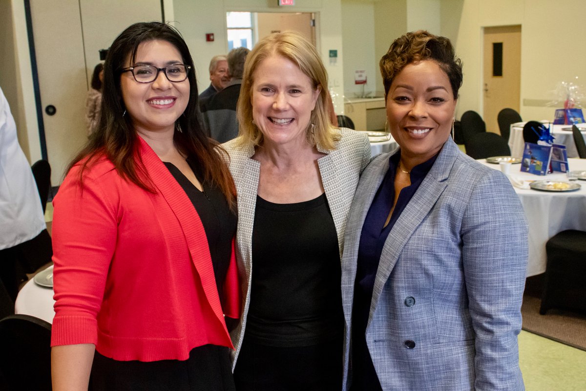 CarlOShermanTX's tweet image. Great food, great company, and great conversation!

#TeamSherman had an incredible time at the @Best_Southwest Partnership’s 2022 T.G.I.F. Legislative Breakfast Series in the All-America City of @Lancaster_TX this morning.