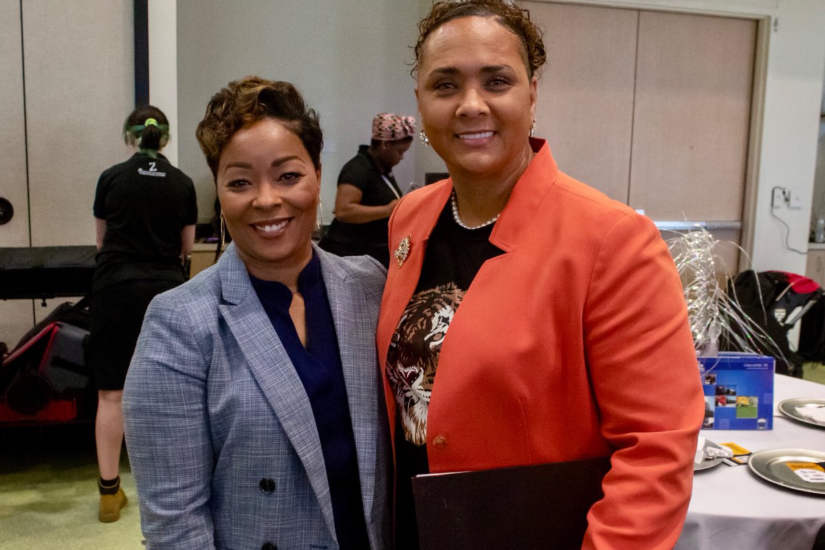 CarlOShermanTX's tweet image. Great food, great company, and great conversation!

#TeamSherman had an incredible time at the @Best_Southwest Partnership’s 2022 T.G.I.F. Legislative Breakfast Series in the All-America City of @Lancaster_TX this morning.