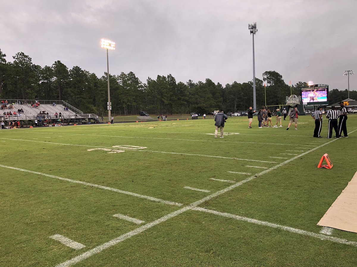 #LiveOnLocation from a soggy John W Williams Stadium at Pinecrest with Rolesville in town. This should be a good ballgame.