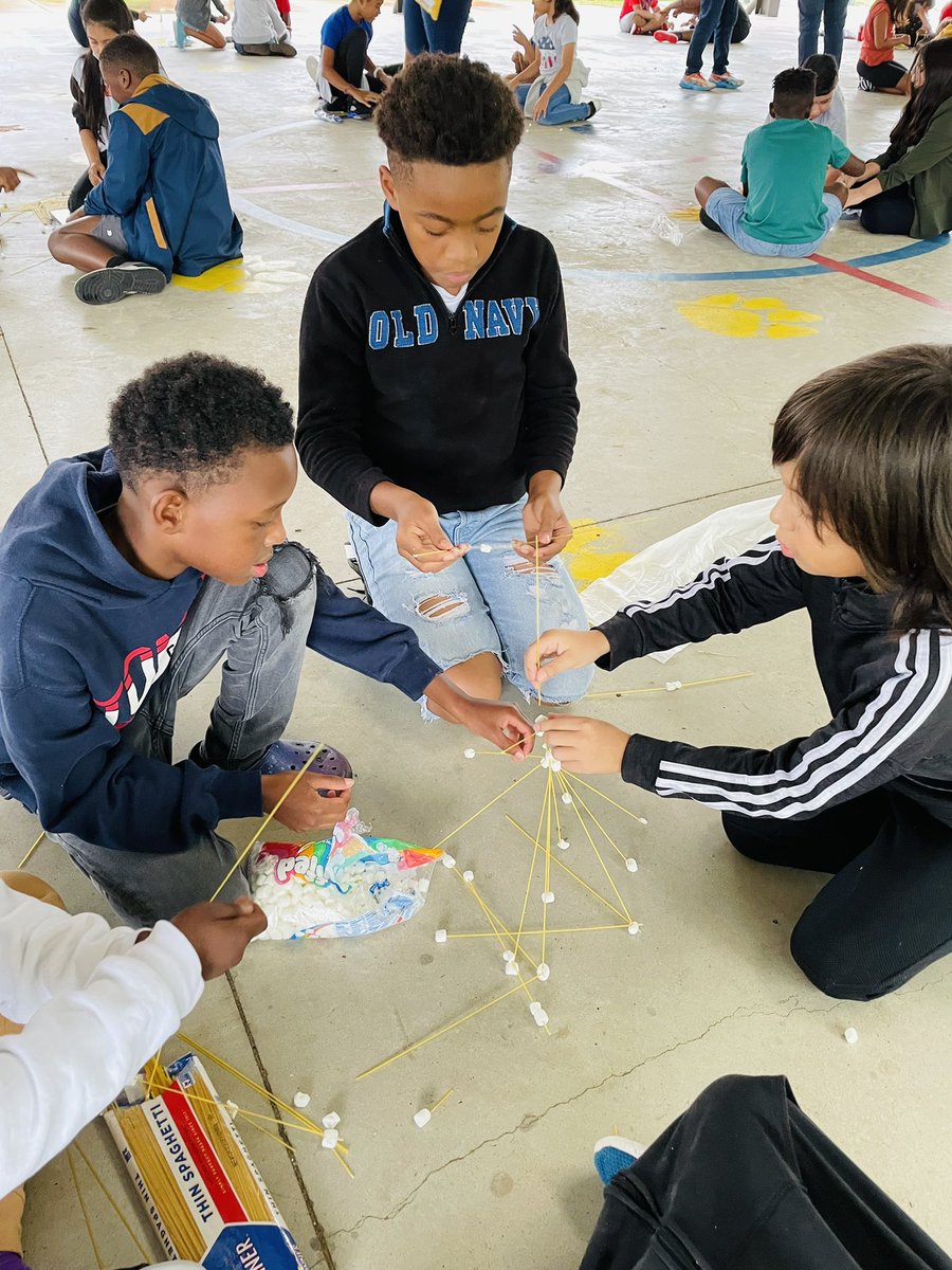 HE_Room501's tweet photo. Hufflepuff won the fifth grade Hogwarts House competition; we practiced our #CharacterStrong strength of cooperation by seeing who could build the tallest tower out of spaghetti noodles and mini marshmallows @HumbleISD_HE @Wittesclass @dhreni @MrsReid18 https://t.co/KPxxEMhVxi
