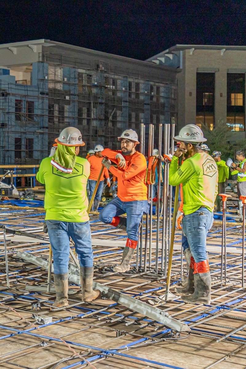 Wattsconst's tweet photo. This recent concrete pour used 34 trucks with 345 yards of concrete to create the west half of the 2nd floor of the new parking garage for @washcoutah. 
1/4 https://t.co/kr8rnXbx8c