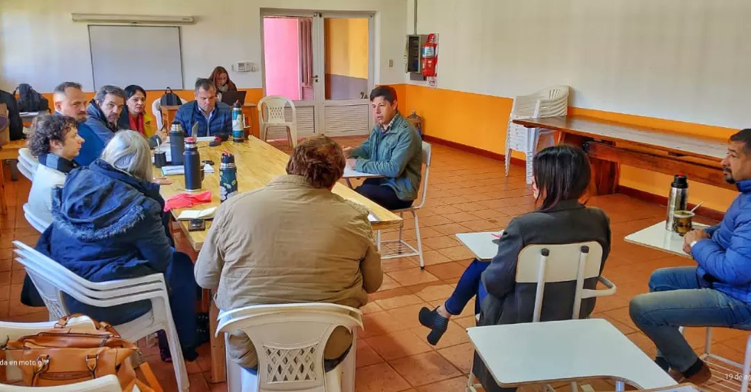 #Hoy junto al Presidente de JCyD, Coordinador Mod HyD, Vocales, Rectores,Secretarios y EquipoDES, llevamos adelante convocatoria para cubrir horas en la TS en Producción Agroalimentaria, 2deMayo
<a href="/herrerayflia/">Oscar Herrera Ahuad</a>
<a href="/passalacquaok/">Hugo Passalacqua</a>
<a href="/cjdechat/">Christian Dechat</a>
<a href="/jalbertogalarza/">Juan Alberto Galarza</a> 
<a href="/grillo141/">Ruben Dario</a>
<a href="/Andrsjulinrehe/">ANDRÉS J.A.REHE</a>