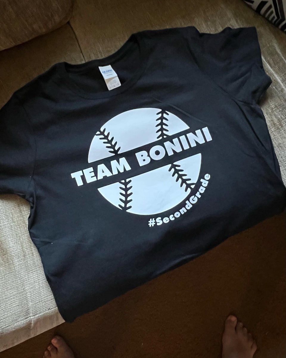 DeniseGertz's tweet photo. Made shirts for myself and my 2nd grade partner. Kept the sports theme going. #teamsecondgrade #teacherlife #secondgraderocks #sportsthemeclassroom #cricutcreated https://t.co/MzLWGzt748