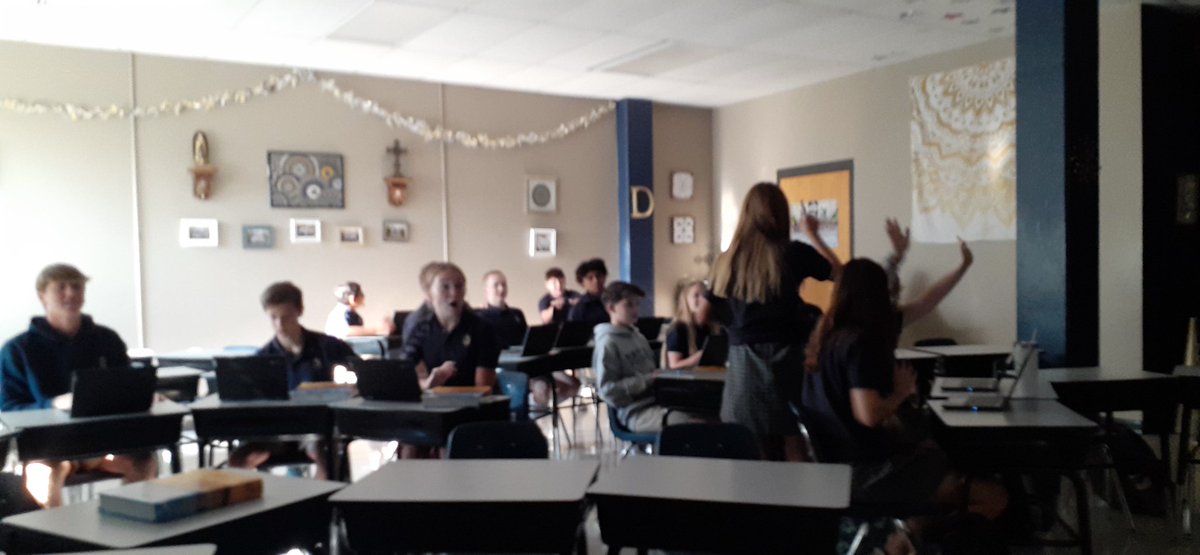 310Hayden's tweet photo. First full week of class in the books! Both Honors Biology classes were getting pretty competitive playing rounds of @quizlet Live! #WeAreHayden https://t.co/cz7bOLD3na