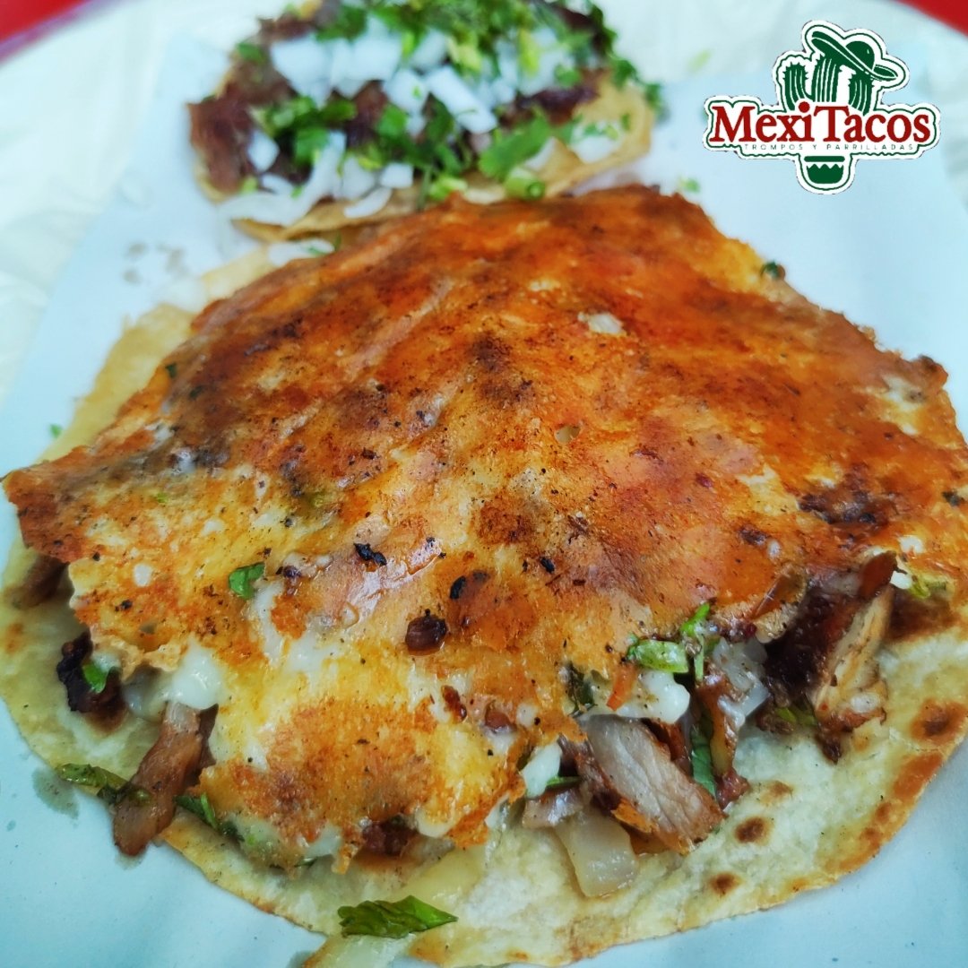MexiTacosTab's tweet photo. Las quesatacos son irresistibles 🤤🌮 tortilla de harina + carne de tu elección+ costra de queso 🤤🌮 ¡CAIGANLE a MexiTacos! 

Velódromo de la deportiva (frente a las canchas de fútbol) 5 pm a 12 am 😊🤤

#Villahermosa
#Tabasco
#Tacos
#MexiTacosTabasco
#VelodromoDeportiva https://t.co/YCiC5Lztiv