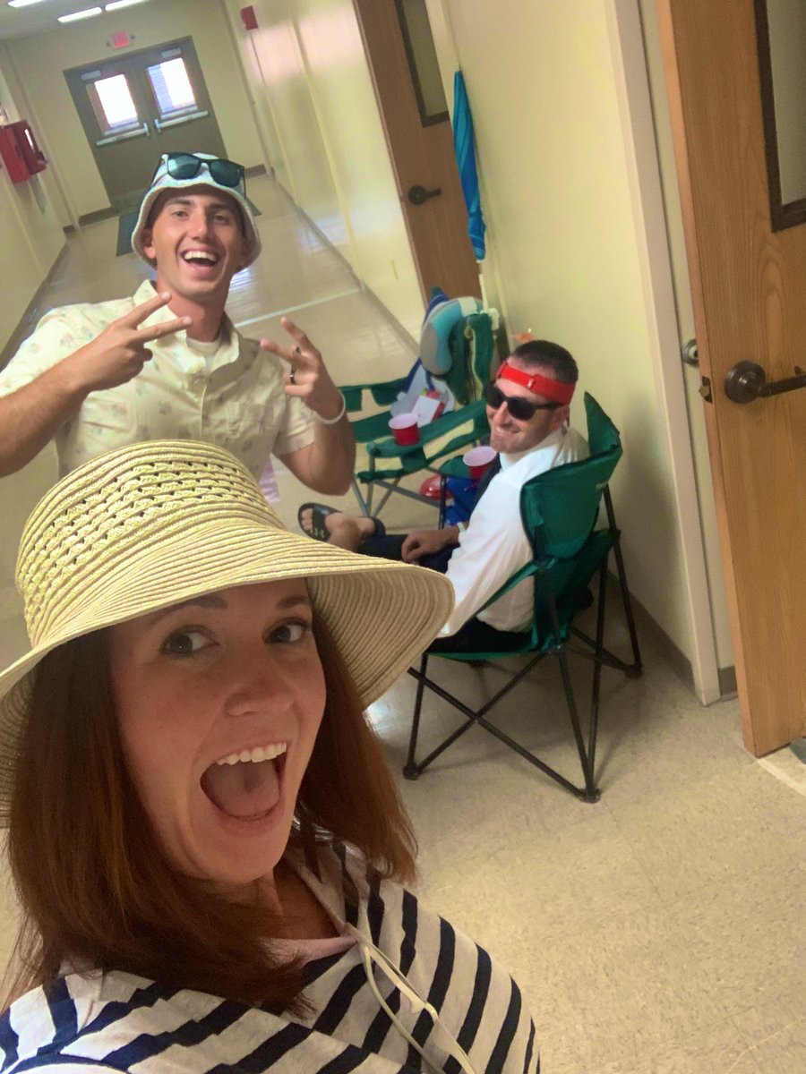 HercheksClass's tweet photo. We beached out hard in the portables today. Give us a theme and we’ll show you 👙☀️ @dublinjeromehs https://t.co/oBwnKodjkB