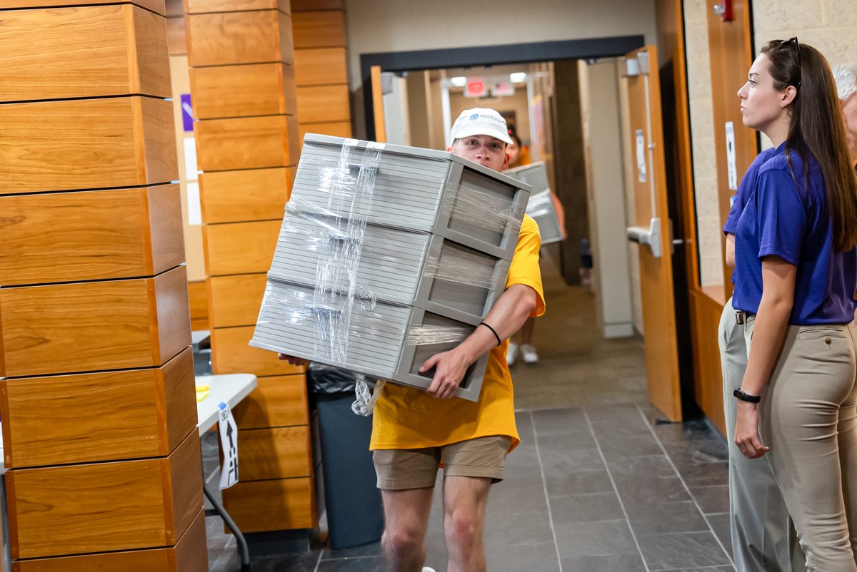 JMU's tweet photo. FROG power 🐸💪 https://t.co/jKFkCLKLjx